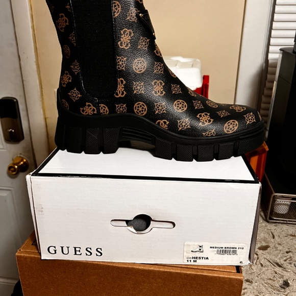 Guess boots - Picture 3 of 3